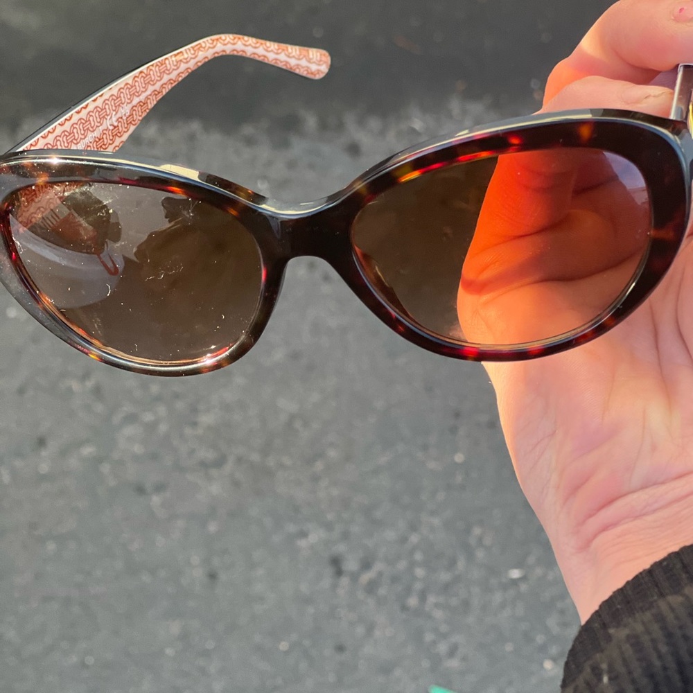 Tory Burch glaasss